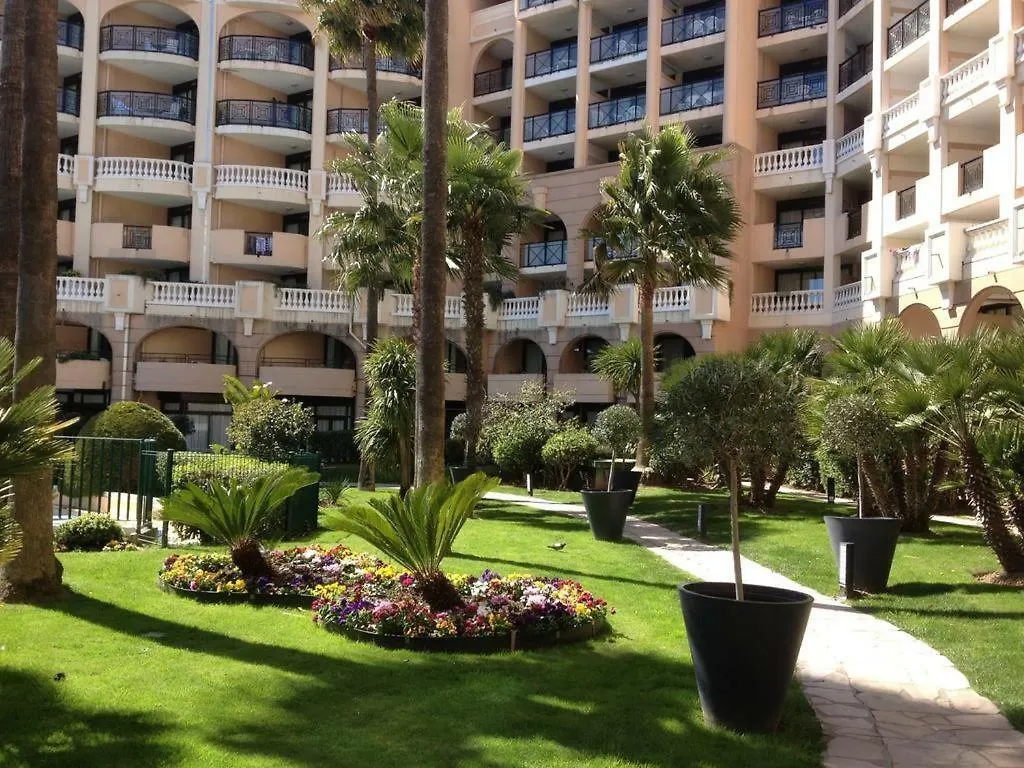 Cannes Vue Mer Apartment