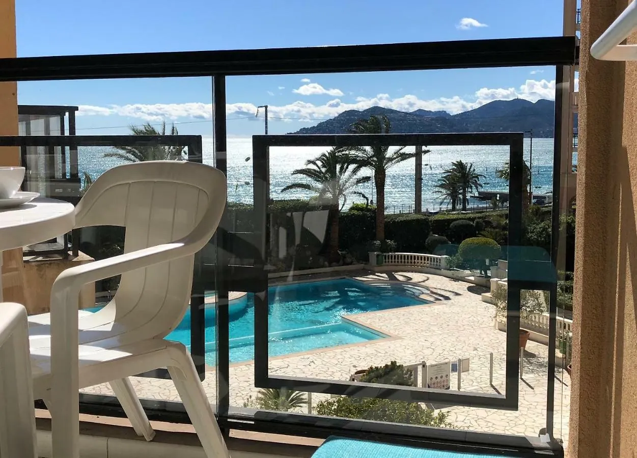 Cannes Vue Mer contacts